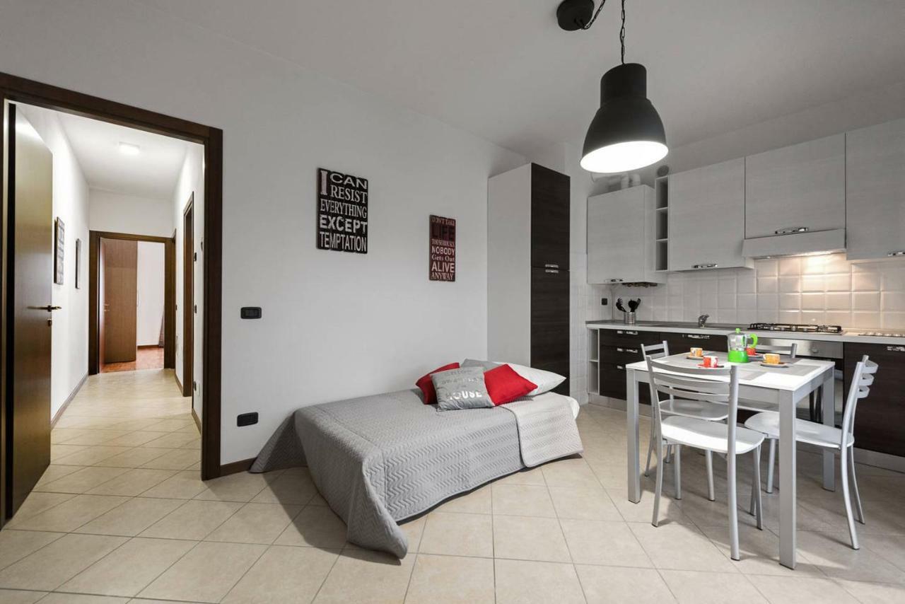 Ortaglia A2 Apartamento Torri Del Benaco Exterior foto